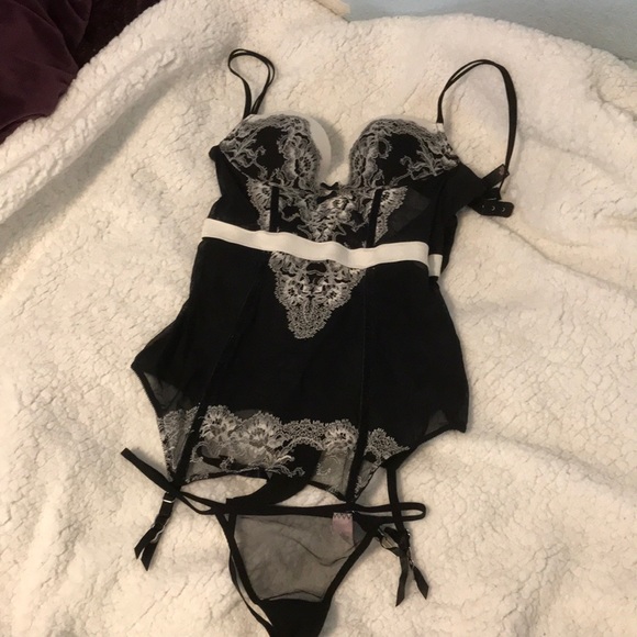 Victoria's Secret Other - NWOT VS basque